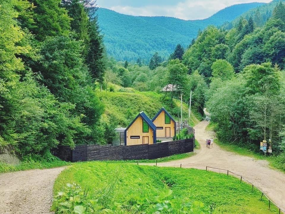 Bagriwood Lodges Yaremche Ngoại thất bức ảnh